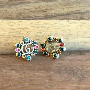 GG earrings